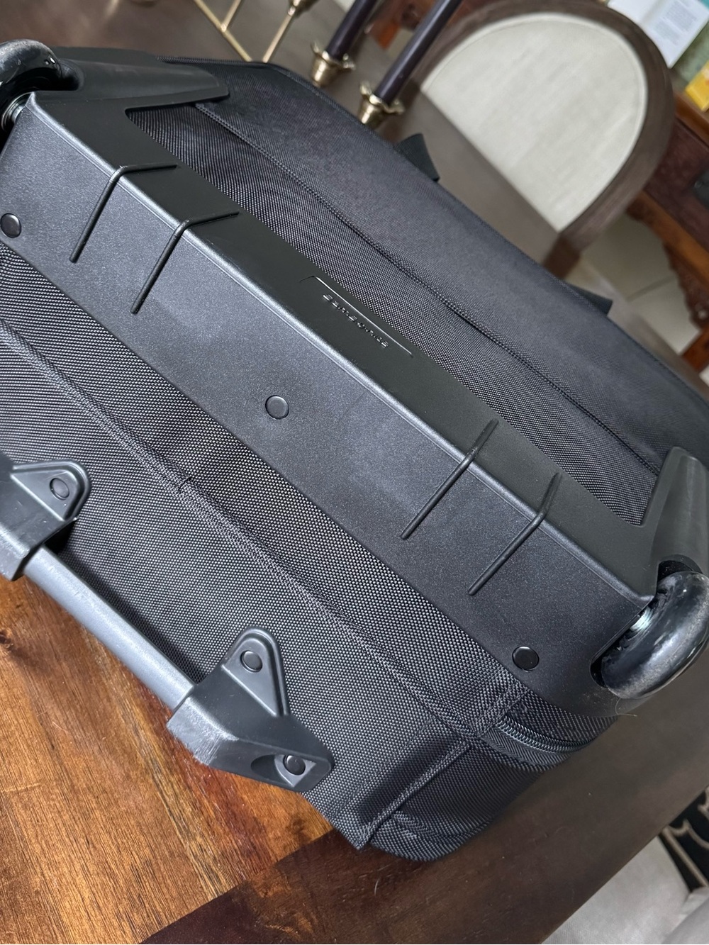 Samsonite Classic Business 2.0 Wheeled Business/Laptop Case - Picture 9 of 9